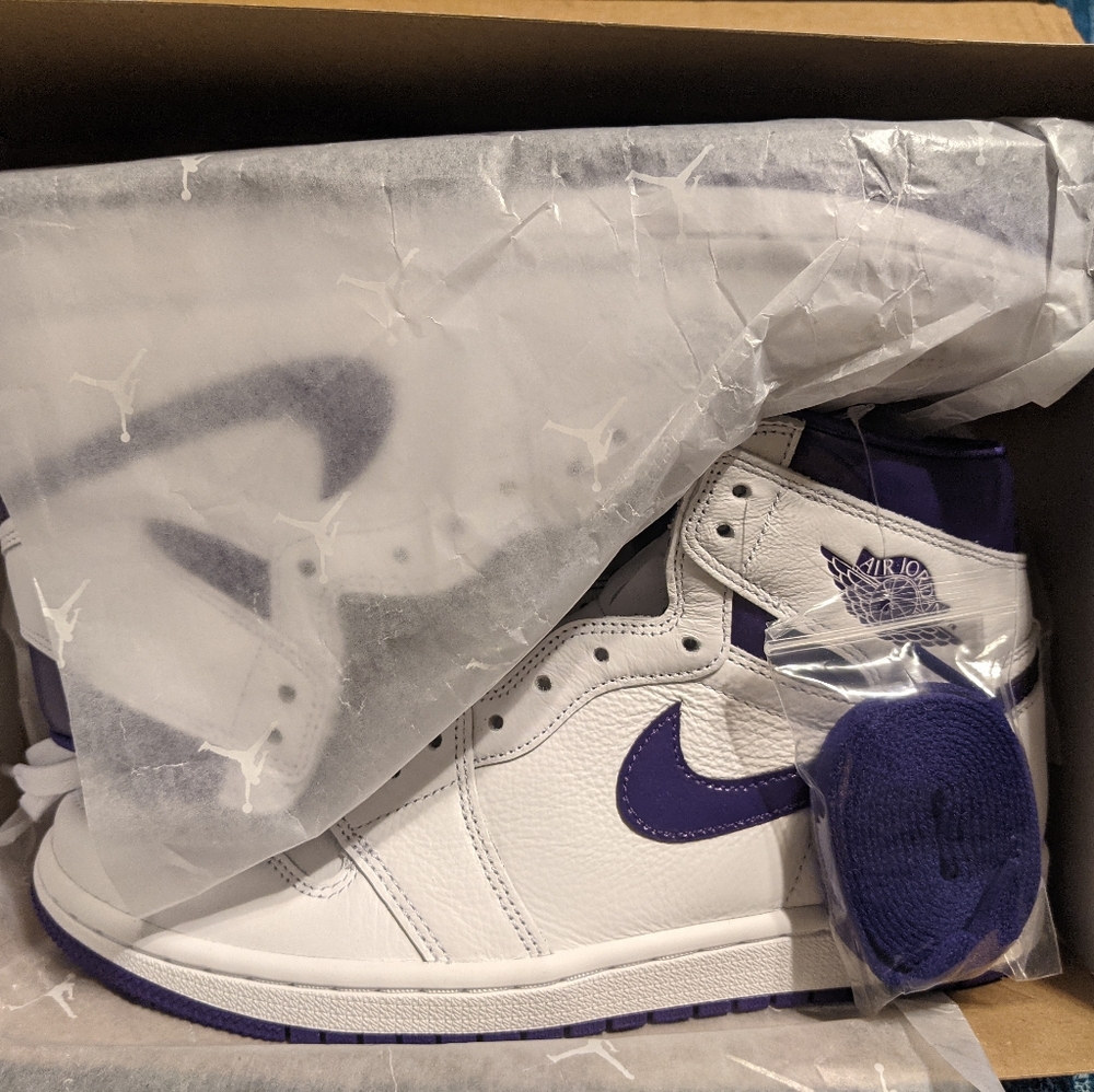 *Sold*Jordan 1 Court Purple Size 9